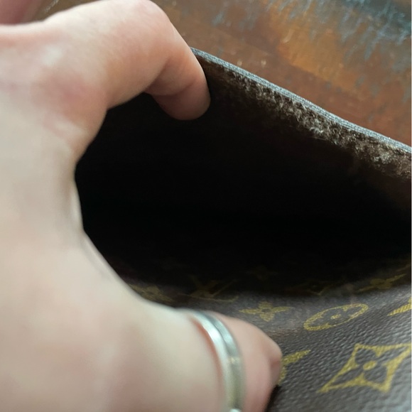 Authentic 80’s Louis Vuitton Monogram Saint Cloud GM crossbody bag purse w/ COA - Picture 4 of 17